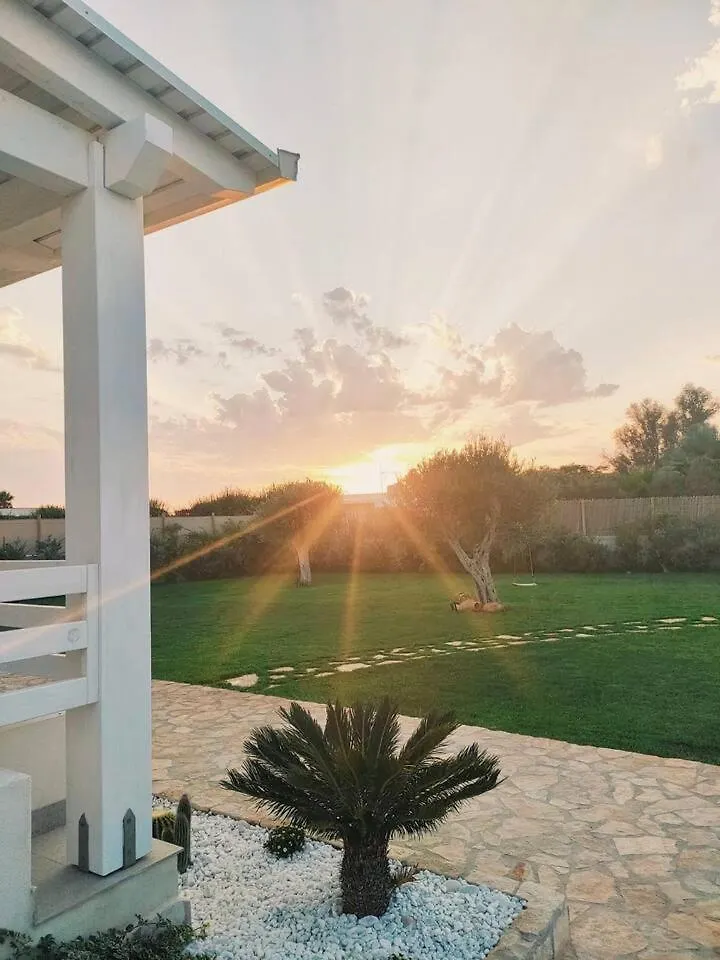 Villa Al Mare بتروسينو